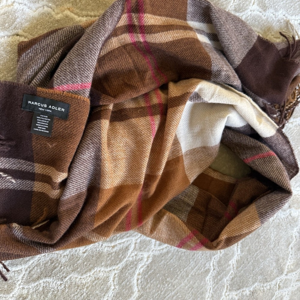 Marcus Adler Fall‎ Colors Scarf Tassels Plaid Oversize  Orange Brown Soft EUC